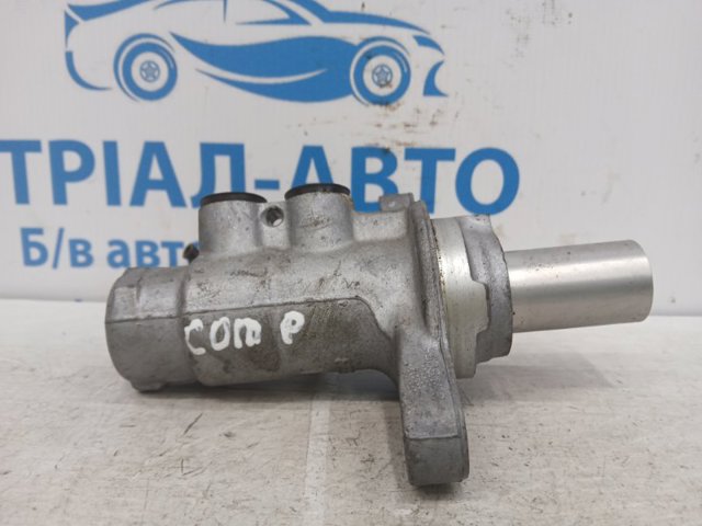 Циліндр головний гальма (Гідротормоз) 68347156AC CHRYSLER