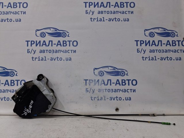 Замок передніх пасажирських дверей 6903002250 TOYOTA