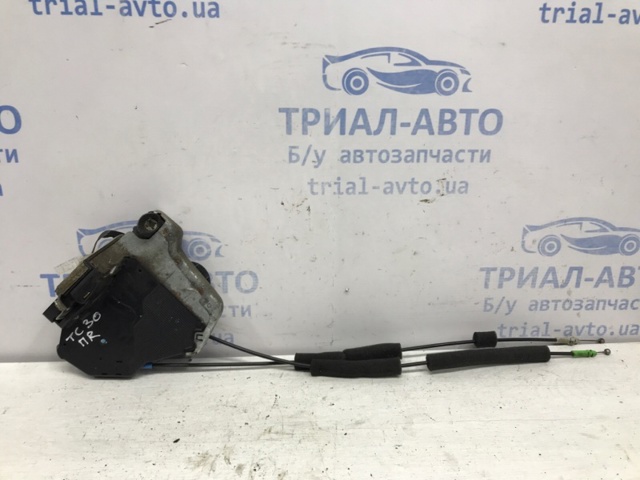 Замок двері правої передньої 6903033241 TOYOTA