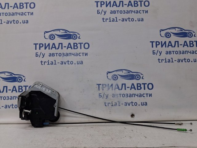 Замок задньої дверї, правої 6905002240 TOYOTA