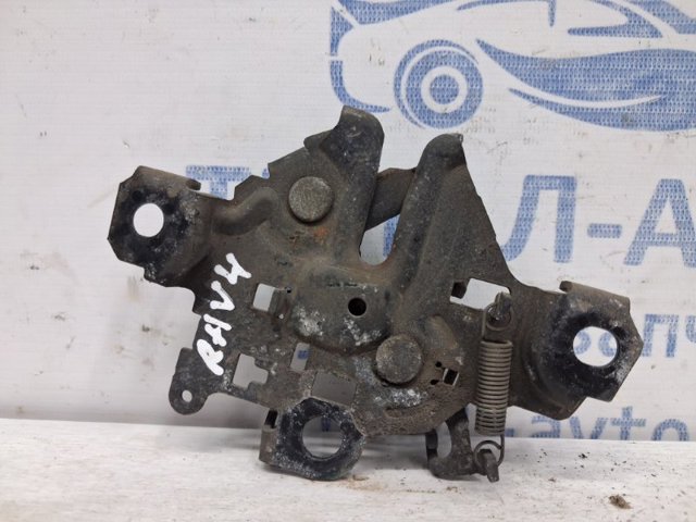 Центральний замок багажника 6911042130 TOYOTA