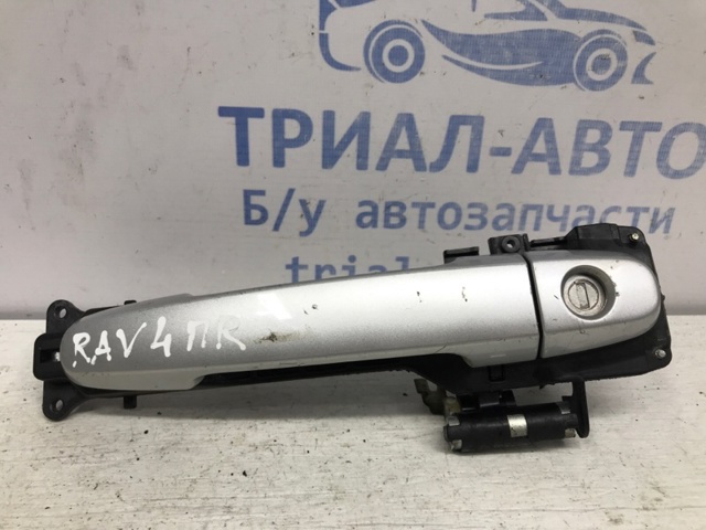 Ручка передньої двері зовнішня 6921112220P6 TOYOTA