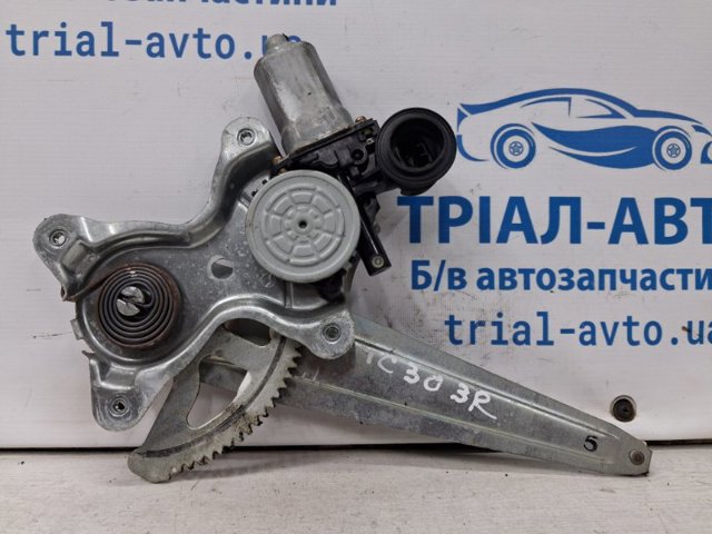 Механізм склопідйомника двері задньої, правої 6980333030 TOYOTA