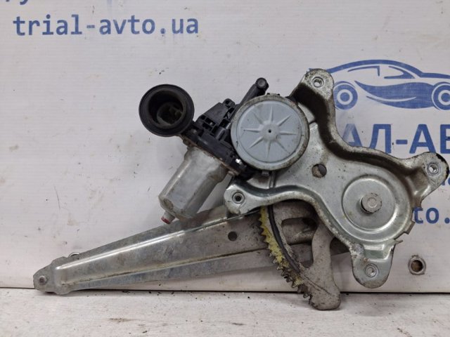 Механізм стеклопод'емника двері задньої, правої 6980333050 TOYOTA