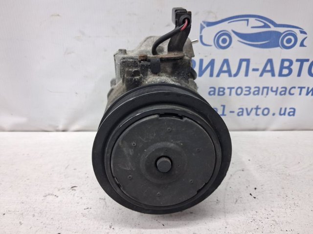 Компресор кондиціонера 6Q0820808G VAG