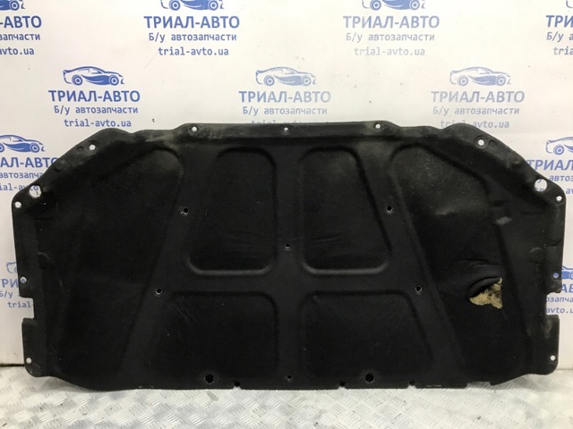 Накладка шумоізоляційна капота SsangYong Kyron