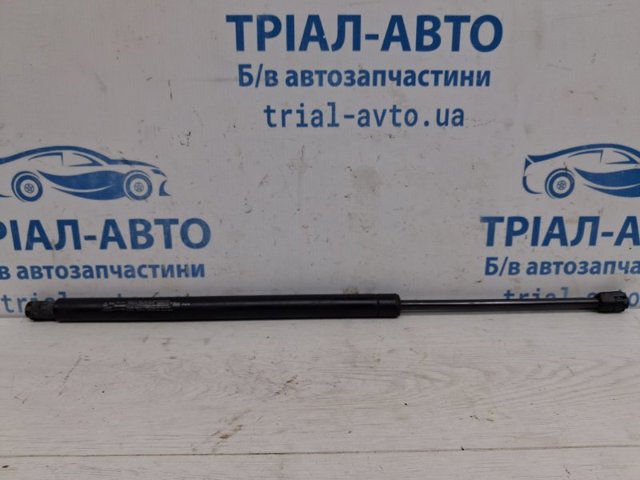Стійка задніх дверей 7146031000 SSANG YONG
