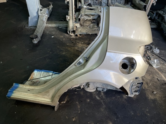 Крило заднє 715031C0B0 HYUNDAI