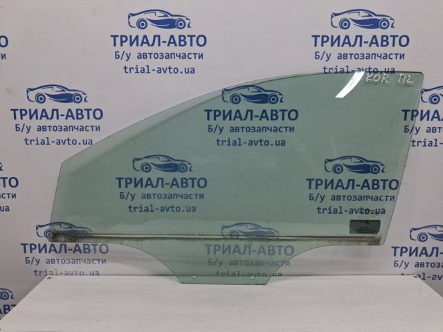 Скло водійських дверей 7237634020 SSANG YONG