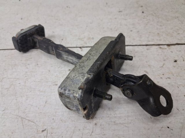 Обмежувач відкриття дверей, задній правий 72840SEAE02 HONDA