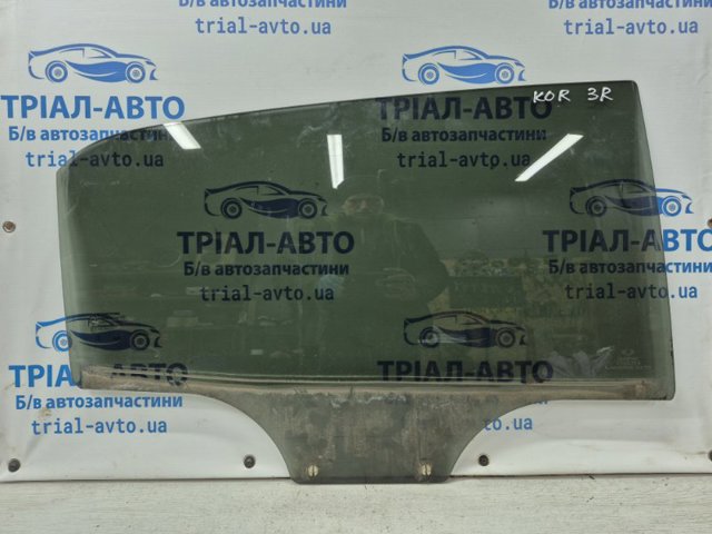 Скло задньої двері правої 7338634021 SSANG YONG