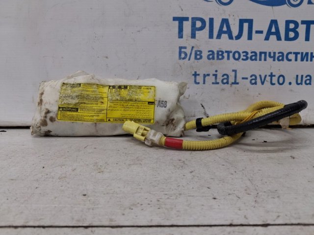 Подушка безпеки AIRBAG спинки сидіння, правого 7391005050 TOYOTA