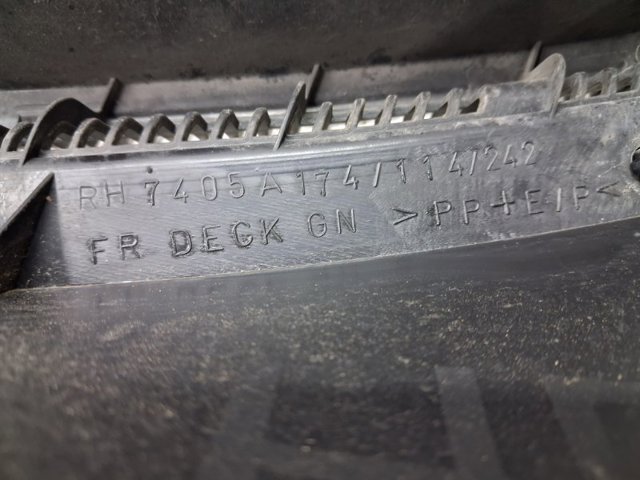 Водостік лобового скла, жабо 7405A114 MITSUBISHI