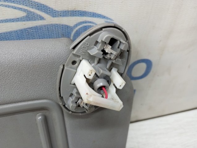 Козирок протисонячний 7431042410B0 TOYOTA