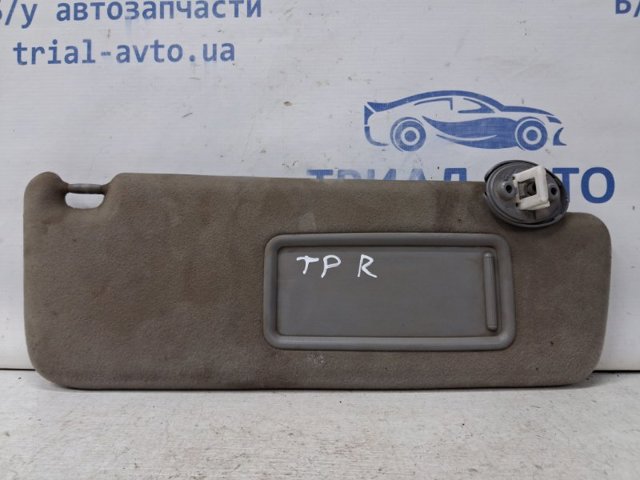 Козирок сонцезахисний 743106A020A1 TOYOTA