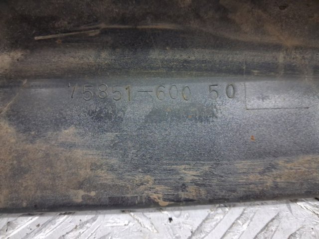 Накладка зовнішня (молдинг) порога, правий 7585160050 TOYOTA