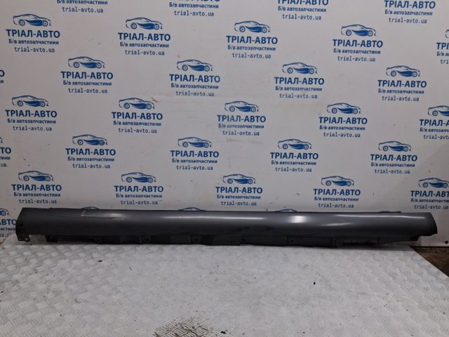 Накладка зовнішня (молдинг) порога, лівий 7585205902 TOYOTA