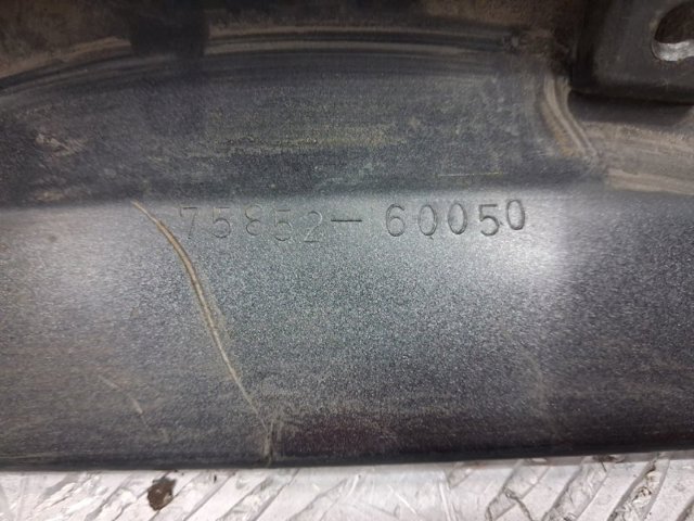 Накладка зовнішня (молдинг) порога, лівий 7585260050 TOYOTA