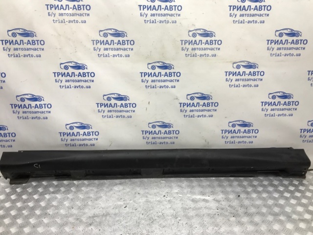Накладка зовнішня (молдинг) порога, лівий 7586048010 TOYOTA