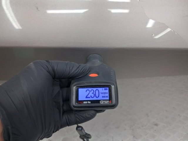 Пасажирські передні двері 760041H000 HYUNDAI