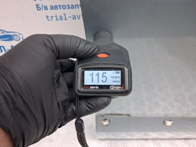 Пасажирські передні двері 760042E050 HYUNDAI