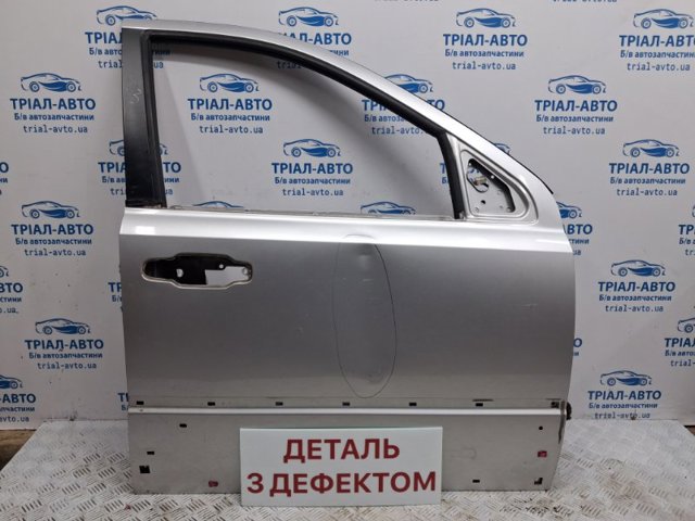 Дверка передня права 760043E111 HYUNDAI
