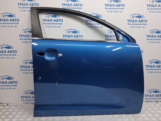 Пасажирські передні двері 760043W000 HYUNDAI