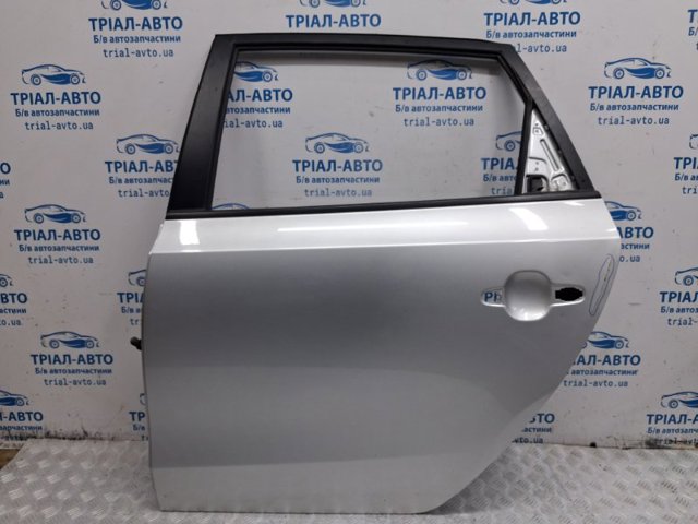 Двері задні 770032R210 HYUNDAI