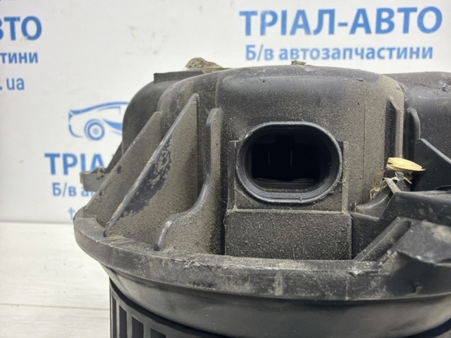 Електродвигуни (електродвигун обігрівача) або розетка причепа штепсельная Рено Мастер II