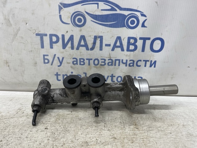 Циліндр головний гальма (Гідротормоз) 7701067863 RENAULT