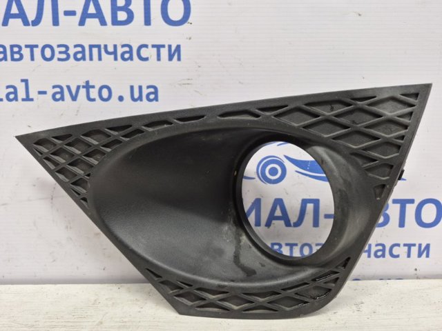 Ободок/окантовка фари протитуманной, лівий 7871334300 SSANG YONG
