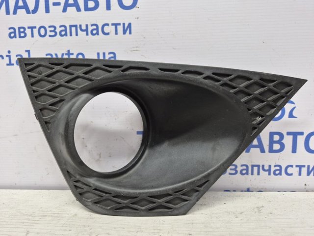 Ободок/окантовка фари протитуманной, правий 7871434300 SSANG YONG