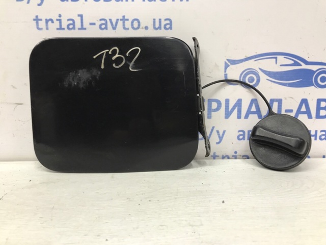 Дверцята бензобака 788304CC0A NISSAN