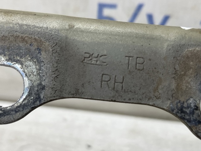 Петля капота, права 791201C000 HYUNDAI
