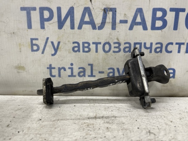Обмежувач відкриття дверей, передній правий 79390G2000 HYUNDAI