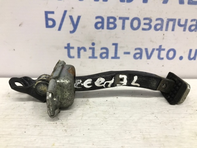 Обмежувач відкриття дверей, задній лівий 794801H001 HYUNDAI