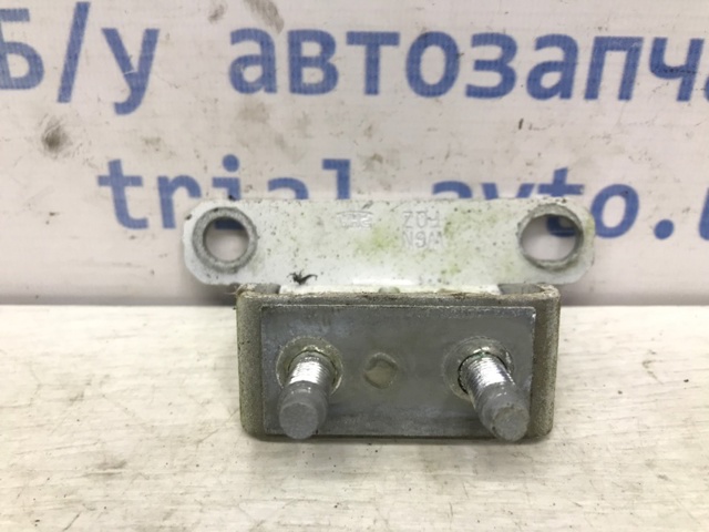 Петля третіх/п'ятих дверей 797102S000 HYUNDAI