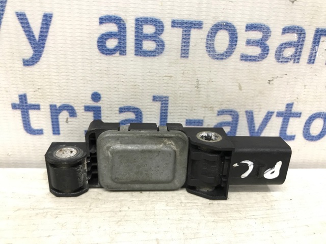 Датчик Айрбег передній 7L0909606A PORSCHE