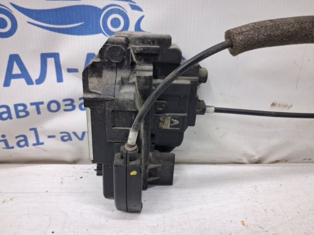 Внутрішній дверний замок 80500EB300 NISSAN