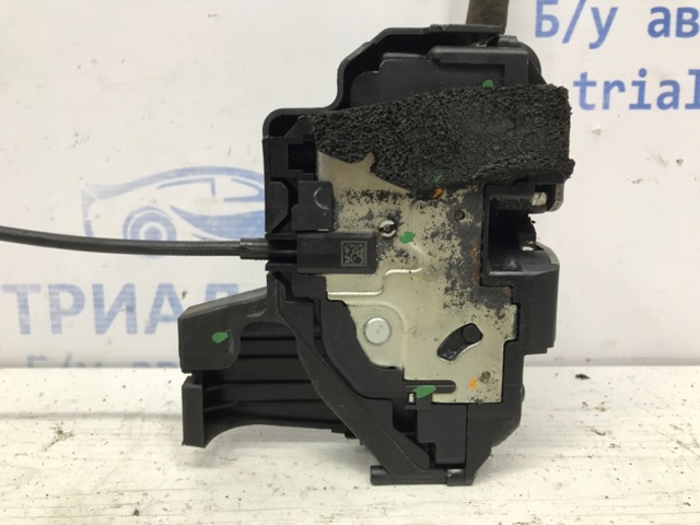 Замок двері правої передньої 805020002R RENAULT