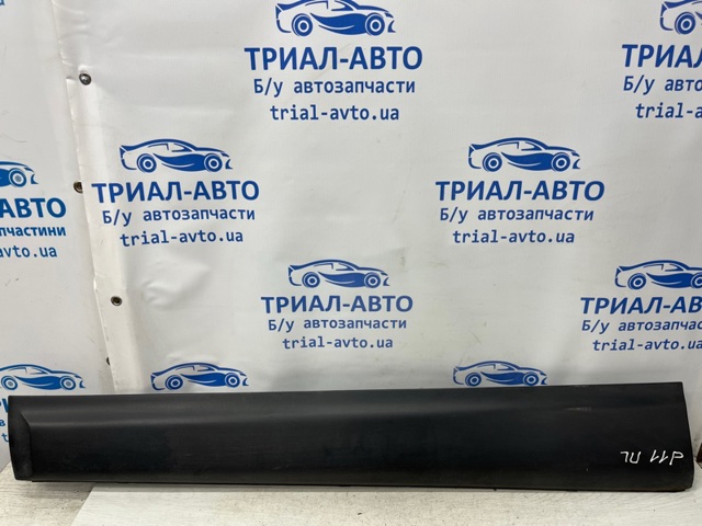 Молдинг передньої лівої двері 808714EA0A NISSAN