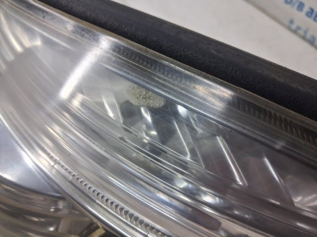 Права блок фара 8113042360 TOYOTA