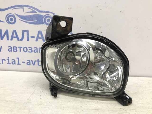 Протитуманка права 8121005060 TOYOTA