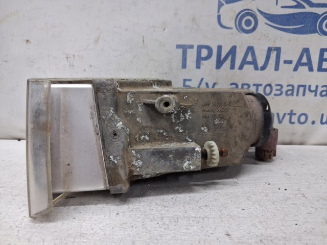 Права протитуманні фари 8121160150 TOYOTA
