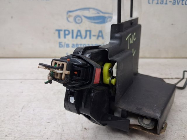 Замок дверей водія 813102E010 HYUNDAI