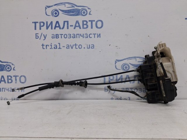 Замок водійських дверей 813102L020 HYUNDAI