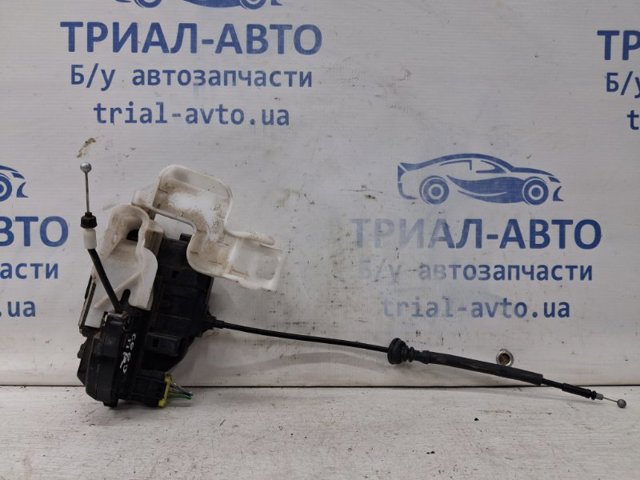 Замок передніх пасажирських дверей 813201H060 HYUNDAI