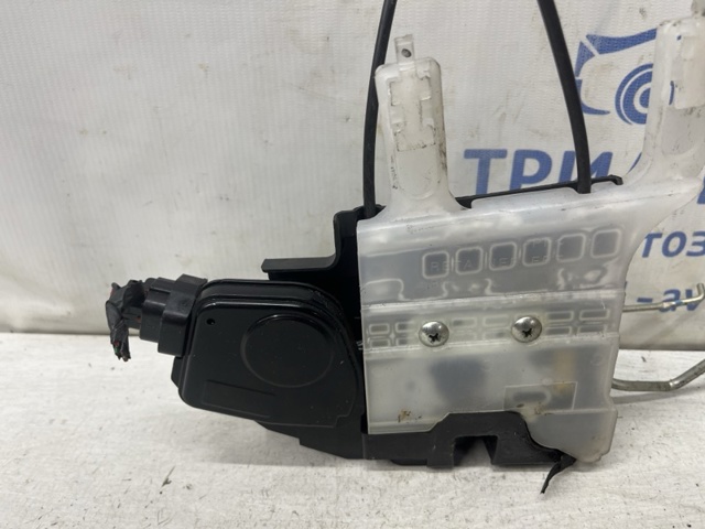Замок передніх пасажирських дверей 813202E010 HYUNDAI