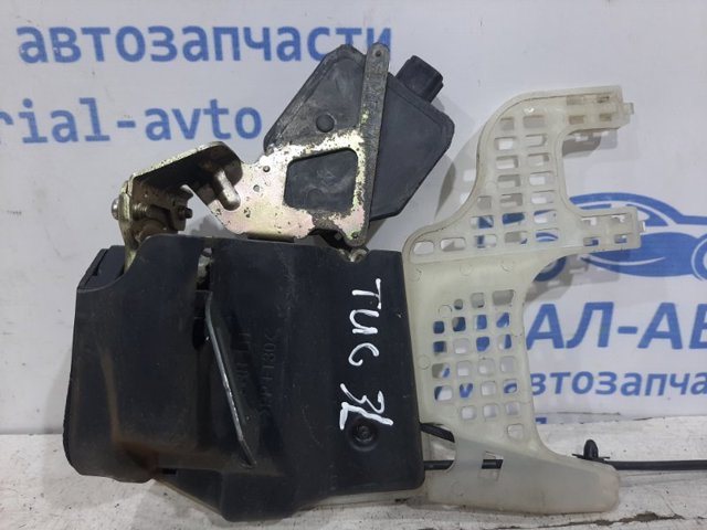Замок задньої двері, лівої 814102E010 HYUNDAI