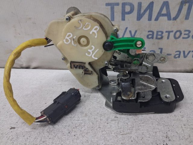Замок задньої двері, лівої 814103E010 HYUNDAI